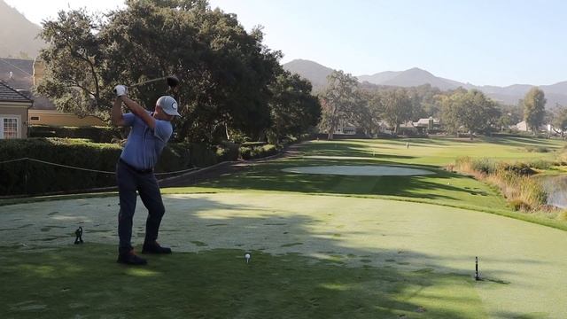 Playing Golf at One of the Finest Courses in the World Sherwood Country Club! смотреть онлайн
