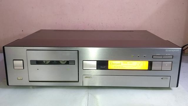 Onkyo Liverpool K-200A auto reverse cassette deck (demo) смотреть онлайн