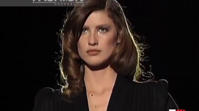 "Gianfranco Ferrè" Autumn Winter 2004 2005 Milan 4 of 4 Pret a Porter by FashionChannel смотреть онлайн