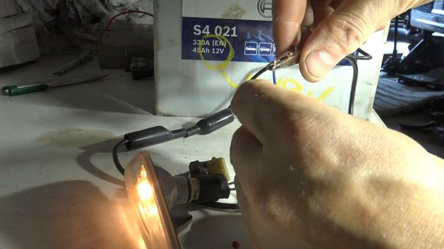 How works Reverse Light Switch in gearbox смотреть онлайн