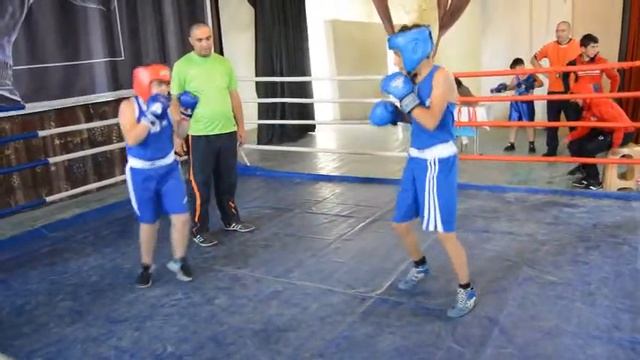 Турнир по боксу между областями Гегаркуник и Арарат Ара Никохосян (Мартуни)-Арман Сафарян (Арарат) смотреть онлайн