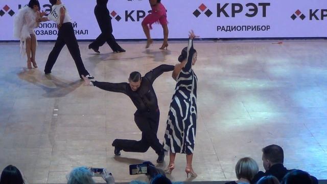 Konstantin Gorodilov - Dominika Bergmannova | Moscow GS LAT 2017 | 1/2 Rumba смотреть онлайн