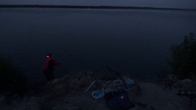 Рыбалка на Новотроицком Водохранилище "Лысая Гора" 2 июля 2022г. смотреть онлайн