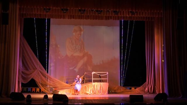 Татьяна Фадеева "Песня Анюты" И. Дунаевский смотреть онлайн