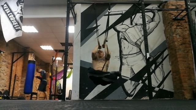 Виктор Блуд - Выход На Кольцах В Лотос