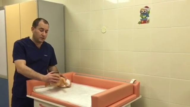 Можно ли малыша укладывать на живот? смотреть онлайн