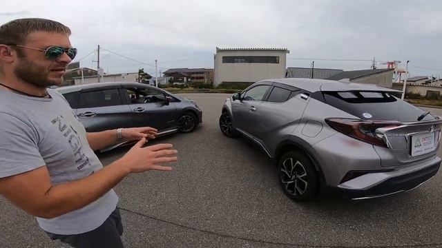 Toyota C-HR VS Nissan Note e- Power Nismo/ Сравнительный обзор в Японии / Аукцион Авто смотреть онлайн