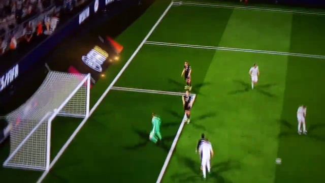 МОДРИЧ МЕЖДУ НОГ смотреть онлайн