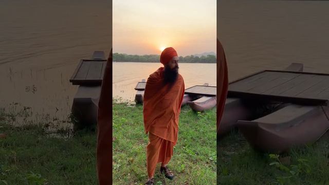 Yogi Amandeep in Sri Lanka смотреть онлайн