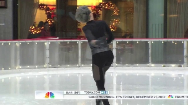 Johnny Weir, Army of Me, Today Show 12/21/12 смотреть онлайн
