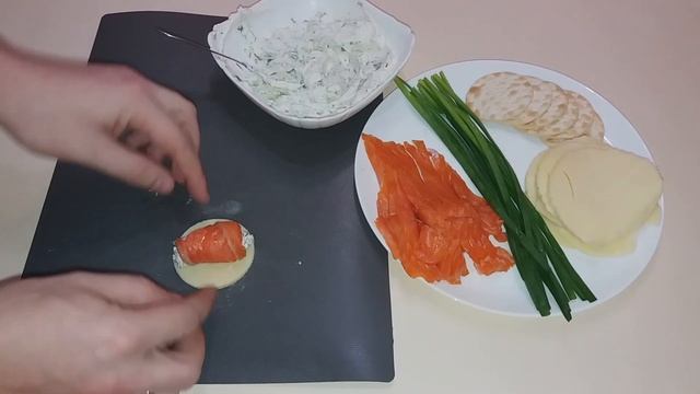 Вкуснейшая Закуска с Красной Рыбой / Канапе с красной рыбой смотреть онлайн