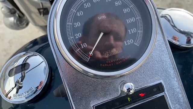 Harley-Davidson Softail Heritage FLSTC 2001. Часть 1. Обзор повреждений смотреть онлайн