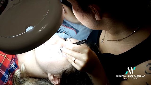 Преображение. Наращивание ресниц в студии красоты Анастасии Вертилецкой смотреть онлайн