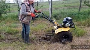 мотоблок Huter с фрезой, купила ПЛУГ для целины