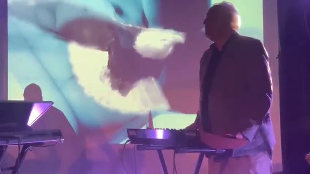 A homage to Tangerine Dream „White Eagle“ смотреть онлайн