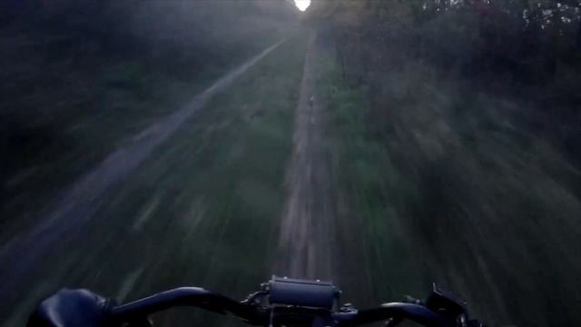 Этот МИНИМОТОЦИКЛ едет НЕ ПО-ДЕТСКИ! смотреть онлайн