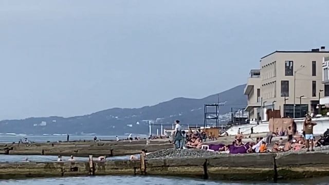 23.10.2023. Погода в Сочи в октябре. Смотри на Чёрное море каждый день. смотреть онлайн