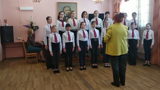 Муз.Д.Кабалевский, слова О.Высотской "Счастье" хор "Радуга" смотреть онлайн