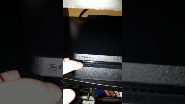 PS4 Slim(cuh 2108b) не включается мигает синим смотреть онлайн