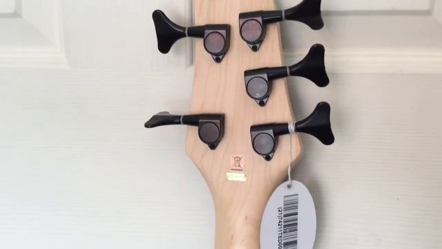 Harley Benton B-550 bass un boxing смотреть онлайн