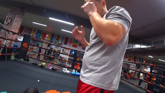 Моряк из BODY MANIA против Сергея Воробьева. Жесткий спарринг. Подготовка к бою. Влог. смотреть онлайн