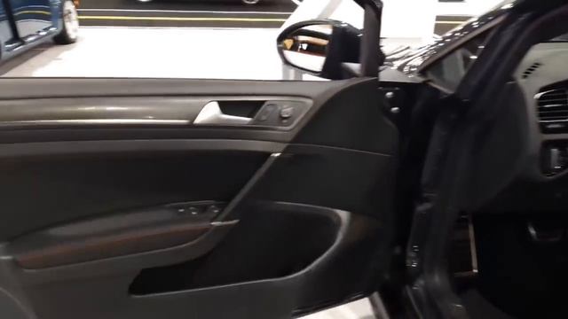 2019 Volkswagen Golf GTI смотреть онлайн