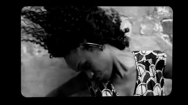 Stella Mwangi - Lookie Lookie !  Original Video Clip