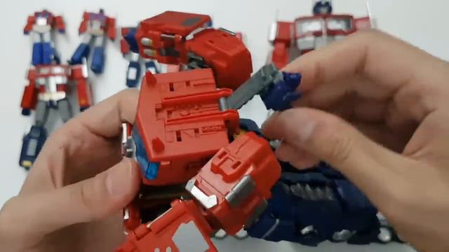 Optimus Prime G1 Convoy with different brand Masterpiece Generation Toy смотреть онлайн