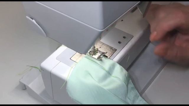 Как подшить низ юбки клёш. смотреть онлайн