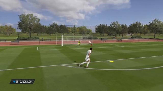 FIFA 19 | CHEST FLICK Tutorial [PS4/XBOX ONE]