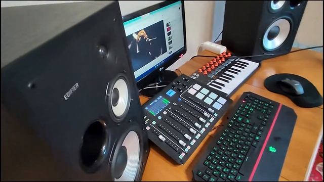 Edifier R2850DB вернулись! Прослушивание на профессиональный микрофон! смотреть онлайн