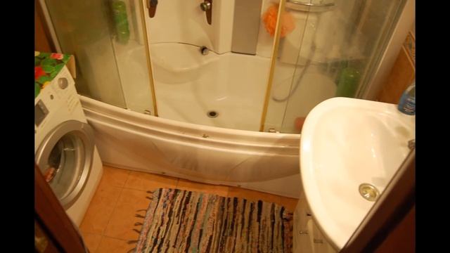 Однокомнатная квартира с ремонтом в кирпичном доме с великолепным панорамным видом на парк и город смотреть онлайн