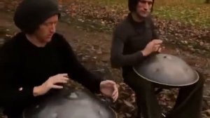 Эта Музыка Просто улёт! Игра на тазиках)))