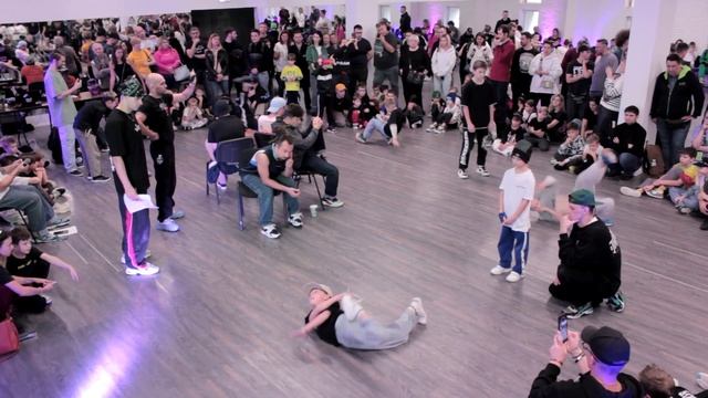 Breaking Preselection, тренирующиеся с сентября 2022, "ALL OPTION" BREAK DANCE BATTLE смотреть онлайн
