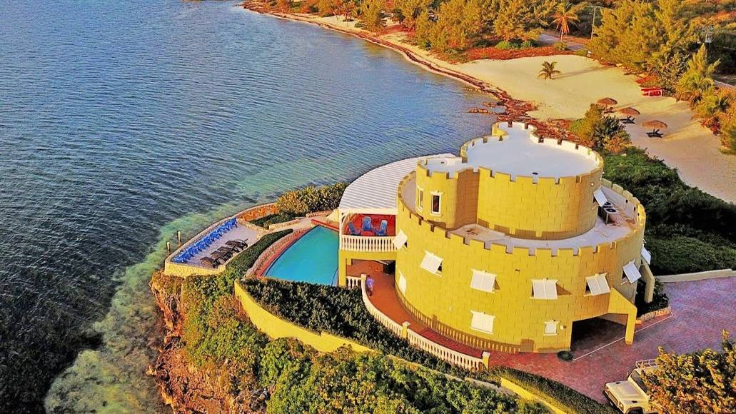 Unique Landmark Estate In Grand Cayman, Cayman Islands