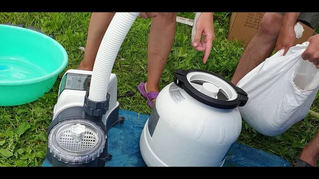 Песочный фильтр насос для бассейна Intex - в конце видео ждет чудо