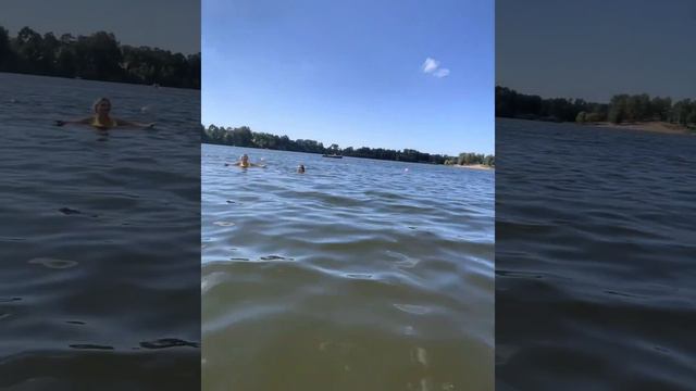На озере в Питере,август жарко +30 смотреть онлайн