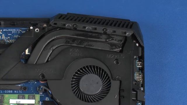 Remove and Replace the Trunks | OMEN by HP 17-an0xx | HP смотреть онлайн