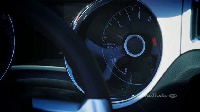 2014 Ford Mustang - Convertible | New Car Review | Autotrader смотреть онлайн
