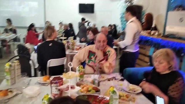 вот так проходит праздник на империи смотреть онлайн