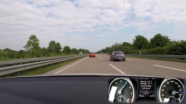 Golf 7 R - Audi RS 5 - Autobahn смотреть онлайн