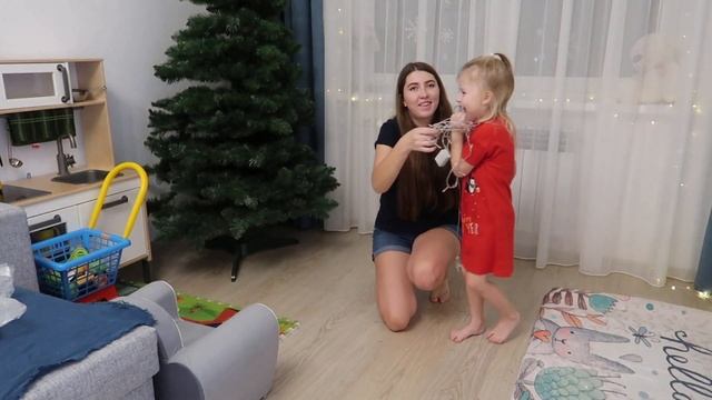 Наряжаем ёлочку и украшаем дом. Новый год 2019. смотреть онлайн