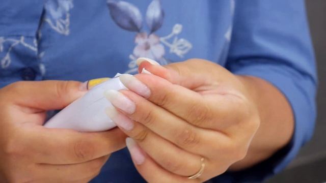 САЛОННЫЙ МАНИКЮР ДОМА? ПРОВЕРЯЕМ АППАРАТ ДЛЯ ДОМАШНЕГО ИСПОЛЬЗОВАНИЯ! смотреть онлайн