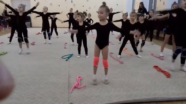 Открытый урок по художественной гимнастике. Вероника Бережко. смотреть онлайн