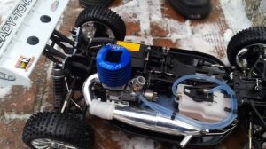 Первый запуск и начальная настройка ДВС радиоуправляемой автомодели.