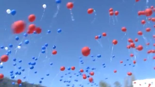 Всемирный день охраны труда в Старом Осколе отметили массовым флешмобом смотреть онлайн