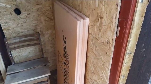 Тамбуры! Закончил в доме, начал в крольчатнике. смотреть онлайн