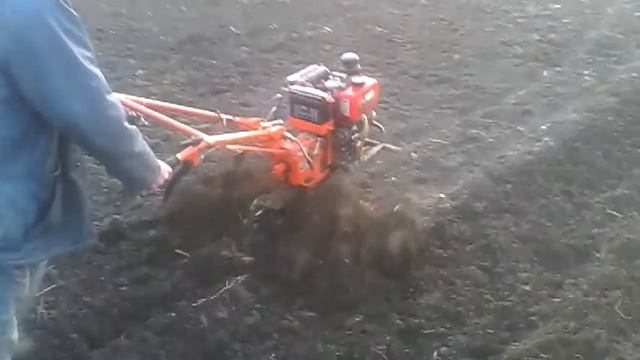 Мотоблок с фрезой Украина 22.02. 2014г смотреть онлайн