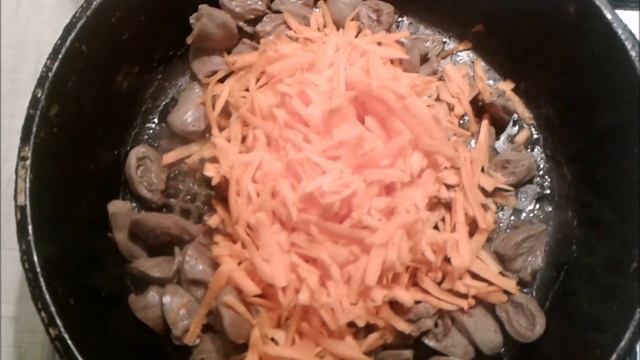 Куриные сердечки, тушеные в сливках смотреть онлайн