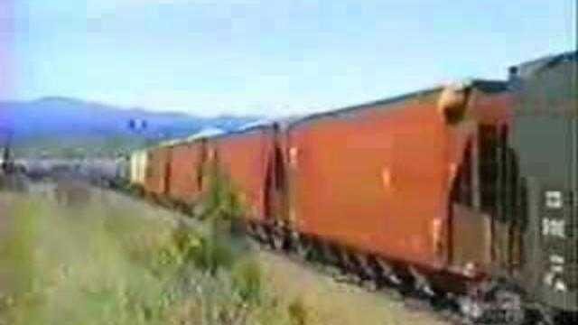 Поезд перевернулся смотреть онлайн